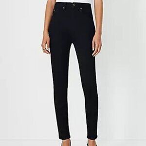 Ann Taylor High Rise Skinny Jeans in Classic Black Wash - Tall Curvy Fit Size 4T